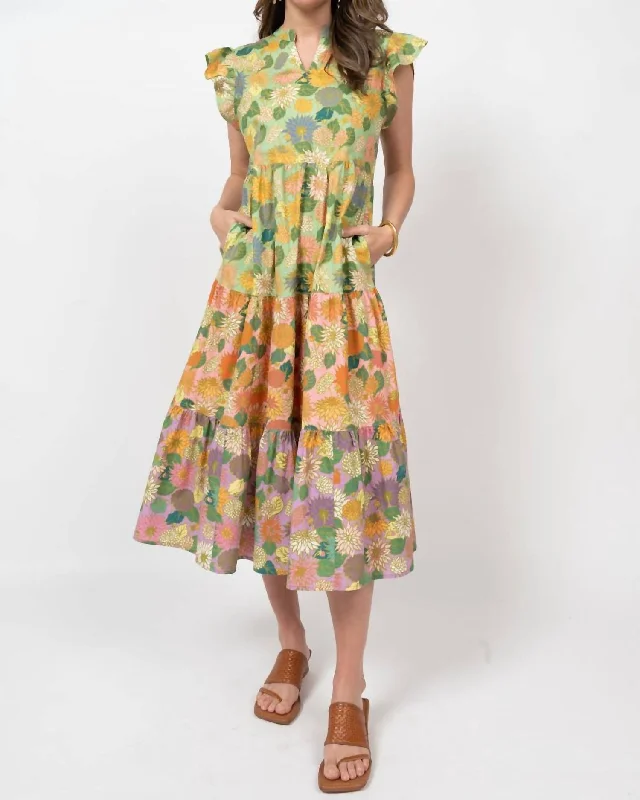 Three Dahlia's Midi Dress In Green