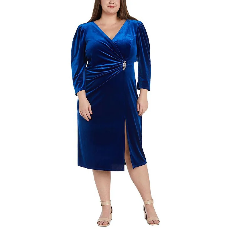 Plus Womens Velvet V-Neck Cocktail And Party Dress