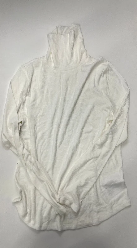 White Top Long Sleeve Gap, Size Xl